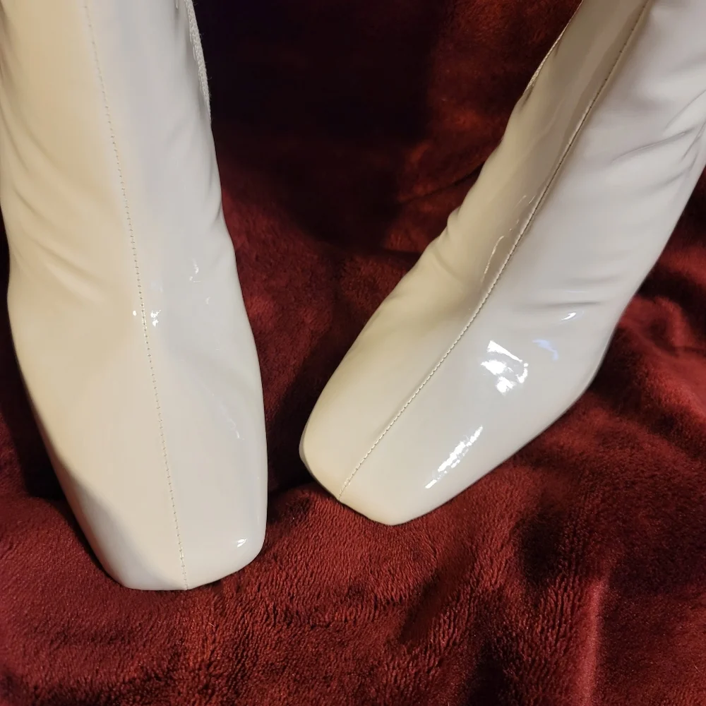 NIB MID CALF GO GO BOOTS Patent Leather Block Heel Side Zip Size 9 - Picture 5 of 12